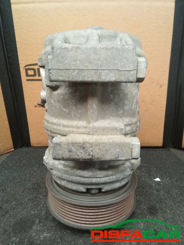 Compressore clima usato Kia Sorento 1A SERIE 2002, codice D4CB – foto 5 di 10