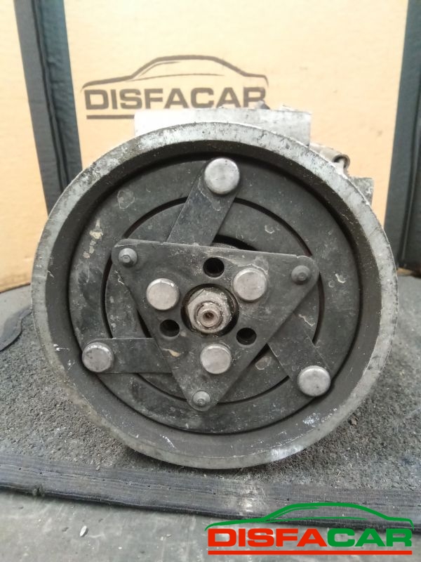 Compressore clima usato Dacia Logan 2005, codice K9KK7 – foto 9 di 10