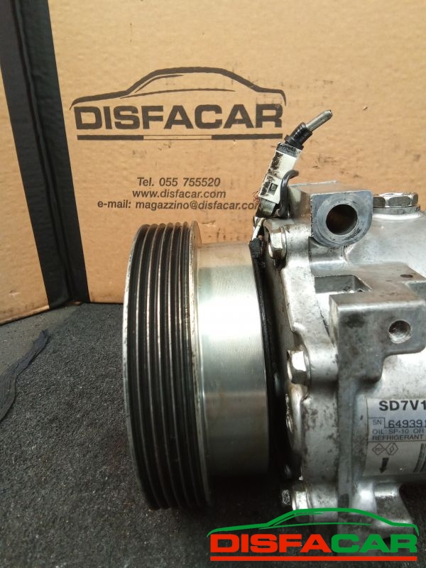 Compressore clima usato Dacia Logan 2004, codice sanden – foto 2 di 10