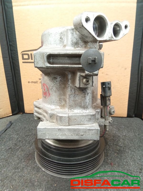 Compressore clima usato Dacia Duster 1A SERIE 2010, codice 8201025121 – foto 8 di 10