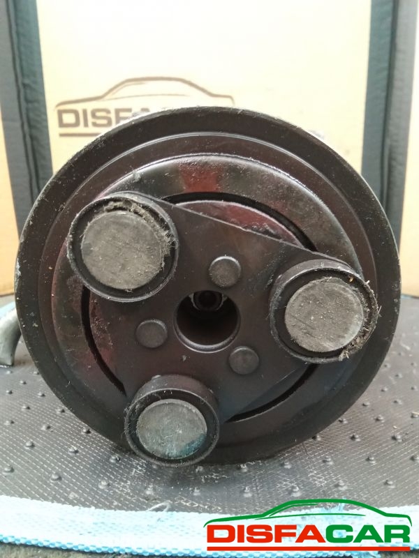 Compressore clima usato Mazda 2 2A SERIE 2007, codice v09a1aa4ak – foto 9 di 10