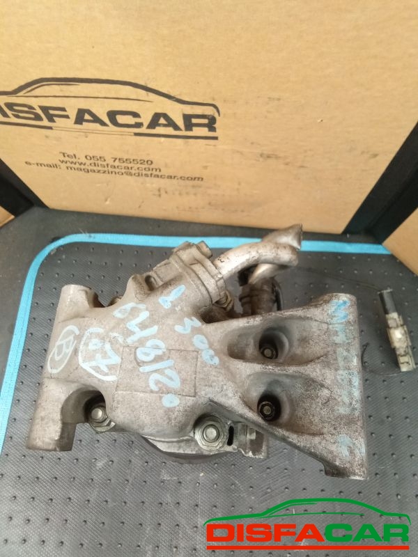 Compressore clima usato Mazda 2 2A SERIE 2007, codice v09a1aa4ak – foto 4 di 10