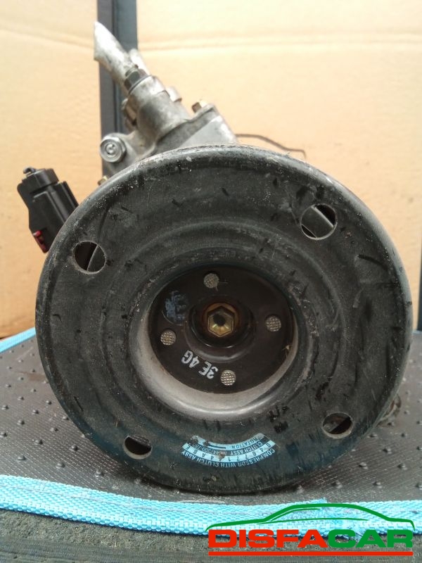 Compressore clima usato Chrysler Voyager 1992 – foto 9 di 10