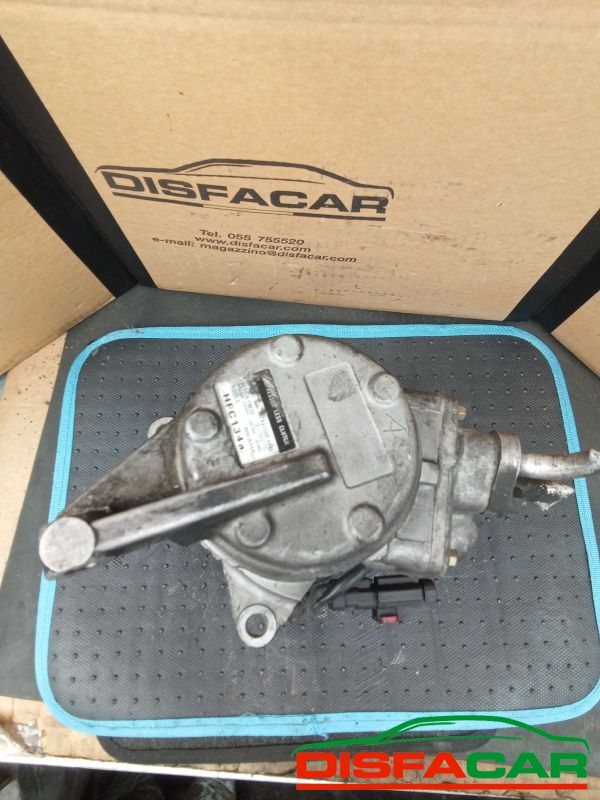 Compressore clima usato Chrysler Voyager 1992 – foto 4 di 10