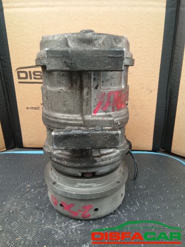 Compressore clima usato Chrysler Voyager 1995, codice VM69B – foto 6 di 10