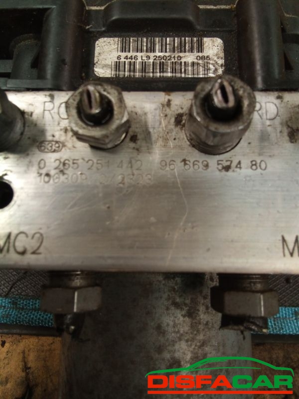 Centralina ABS usata Peugeot 308 2007, codice 0265251442 – foto 3 di 8