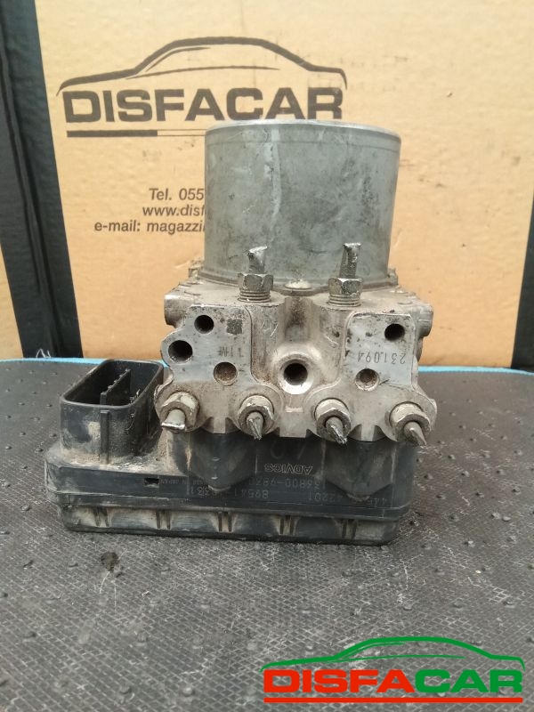 Centralina ABS usata Toyota RAV 4 3A SERIE 2006, codice 44540-42201 – foto 4 di 8