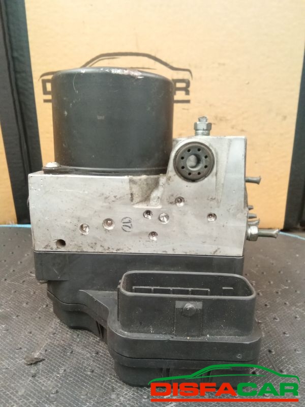 Centralina ABS usata Daihatsu Terios 2A SERIE 2WD 2006, codice 44510-b4030 – foto 7 di 8