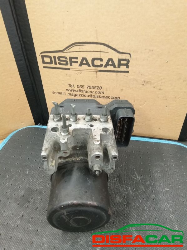 Centralina ABS usata Daihatsu Terios 2A SERIE 2WD 2006, codice 44510-b4030 – foto 2 di 8