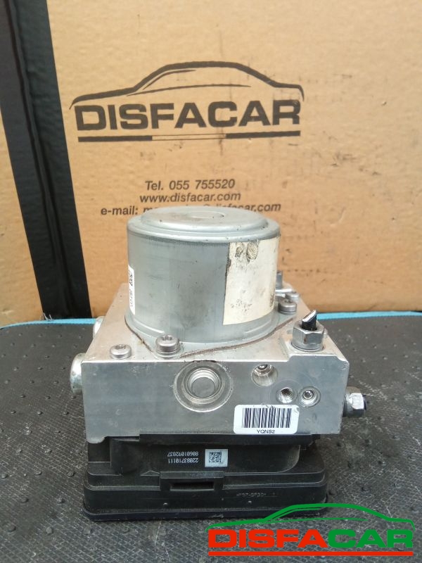 Centralina ABS usata Fiat 500X 2014, codice 54087730a – foto 5 di 8
