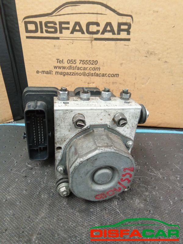 Centralina ABS usata Renault Clio 4A SERIE 2012, codice 269633 – foto 2 di 8