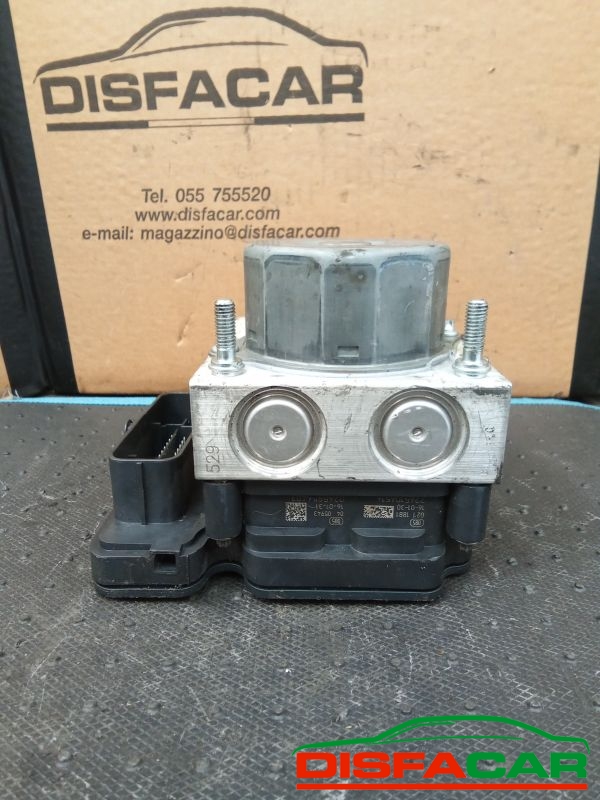 Centralina ABS usata Renault Clio 4A SERIE 2012, codice 269722 – foto 4 di 8