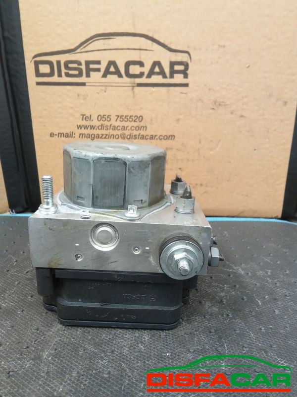 Centralina ABS usata Renault Clio 4A SERIE 2012, codice 269722 – foto 5 di 8