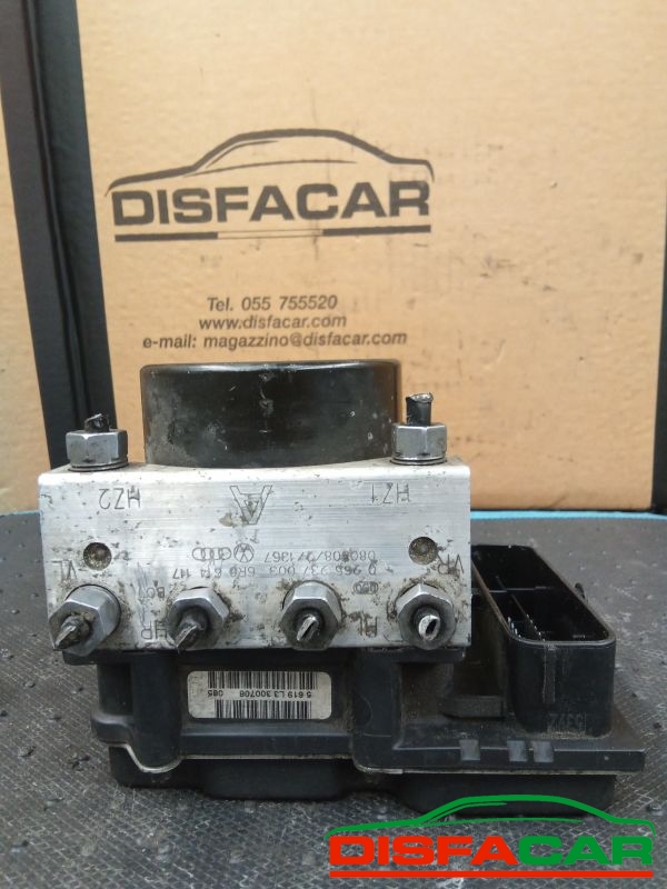 Centralina ABS usata Seat Ibiza 3A SERIE 2001, codice 0265237003 – foto 6 di 8