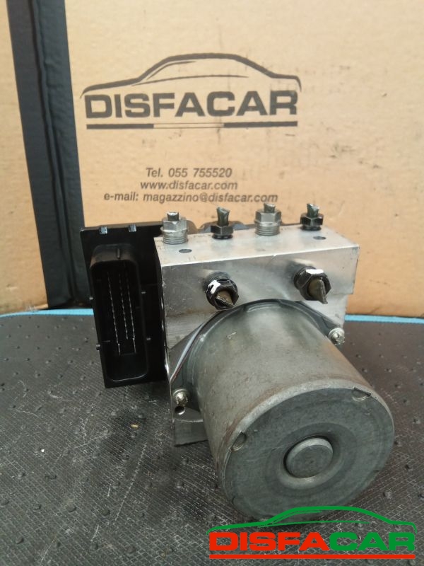 Centralina ABS usata BMW 535 (E60/E61) 2003, codice 0265236010 – foto 2 di 8