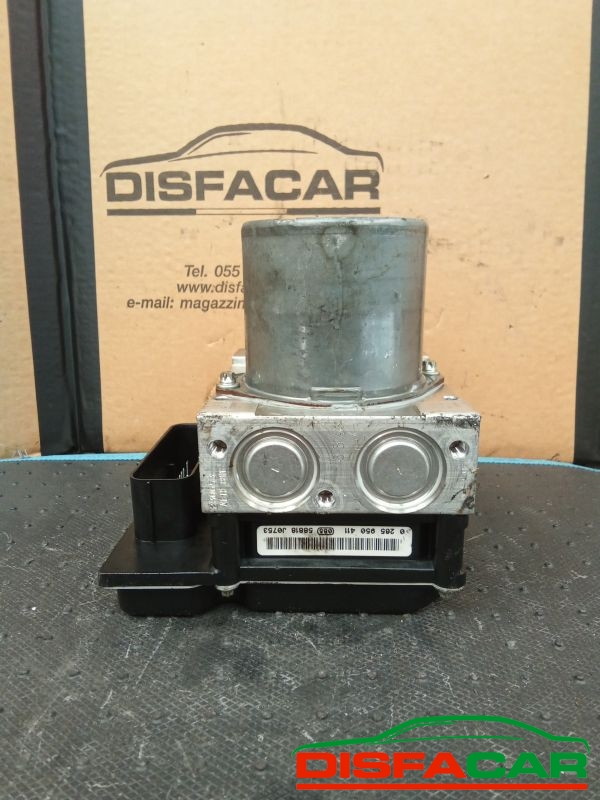 Centralina ABS usata BMW 535 (E60/E61) 2003, codice 0265236010 – foto 4 di 8