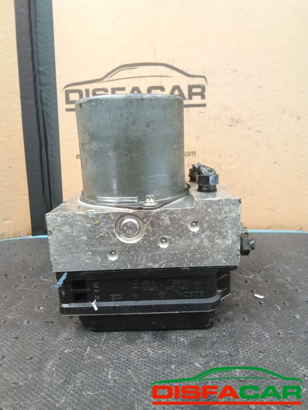 Centralina ABS usata BMW 520 (E60/E61) 2003, codice 0265236020 – foto 5 di 8