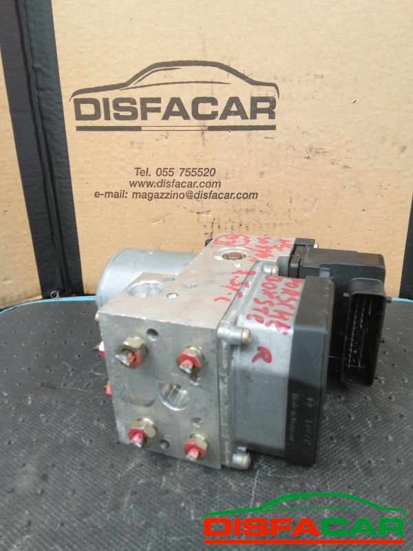 Centralina ABS usata Porsche Boxster (986) 1996, codice 0265219401 – foto 2 di 9