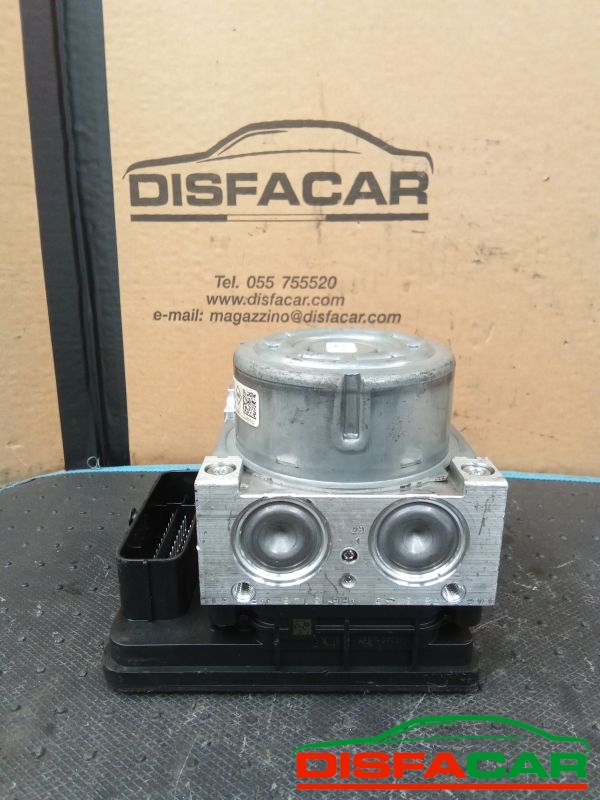 Centralina ABS usata Dacia Lodgy 2012, codice 10.0220-0172.4 – foto 3 di 8