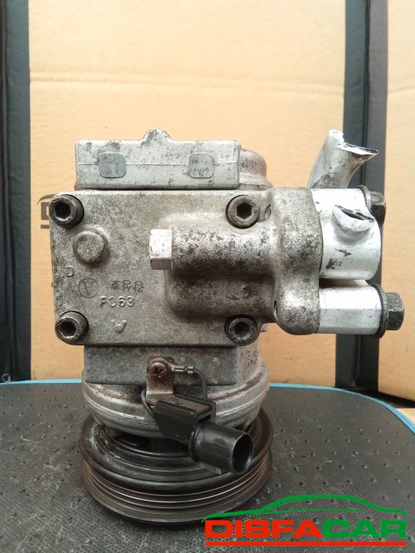 Compressore clima usato Kia Carnival 2A SERIE 2002, codice 13150-12000 – foto 7 di 10