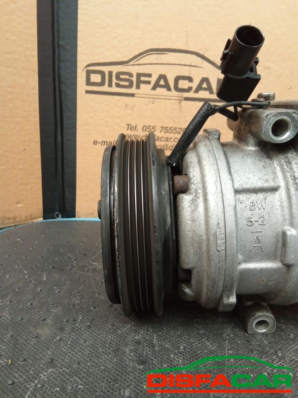 Compressore clima usato Kia Carnival 2A SERIE 2002, codice 13150-12000 – foto 9 di 10