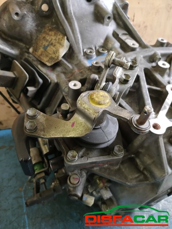 Cambio usato Toyota Corolla Verso 2004, codice a9610618 – foto 7 di 14