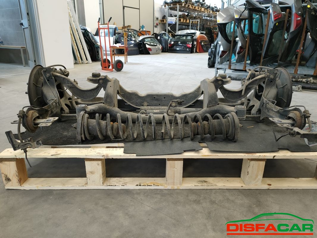 Assale posteriore usato Ford Galaxy CON PINZE FRENI ELETTRICHE ( MANCA PINZA SX E DISCO ) 2012, codice QYWA – foto 4 di 15