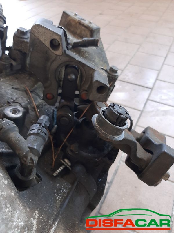 Cambio usato Ford Galaxy 2006, codice 6gr7002tf – foto 6 di 12