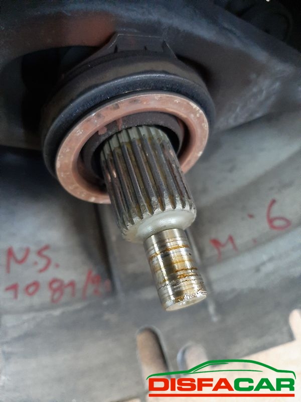 Cambio usato BMW X3 (E83) 4X4 2003, codice 23007533513 – foto 2 di 15