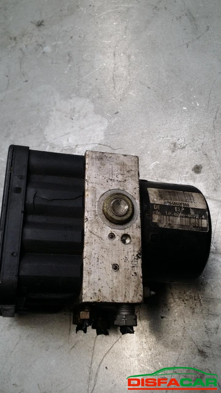 Centralina ABS usata Citroën C5 2002, codice oem – foto 2 di 2