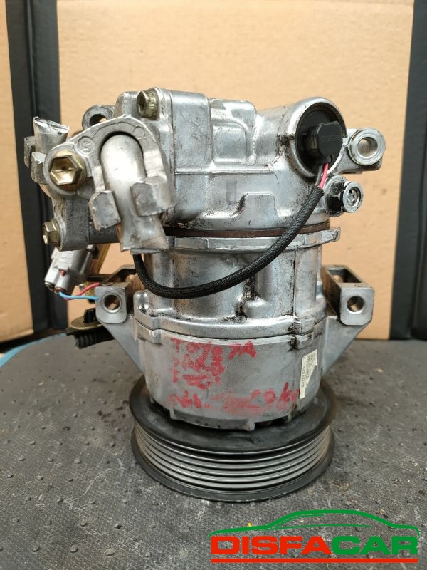 Compressore clima usato Toyota Yaris 1999, codice 447220-9461 – foto 4 di 10