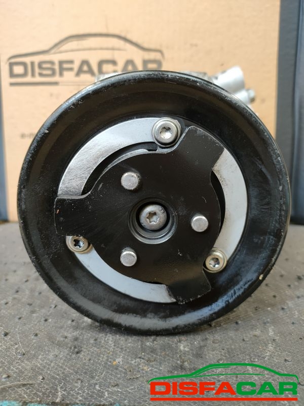 Compressore clima usato Opel Astra J - MERIVA B 2009, codice 13250608 – foto 9 di 10
