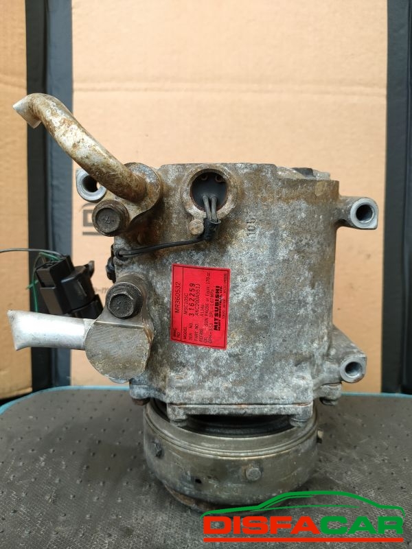 Compressore clima usato Mitsubishi Pajero SPORT - V20 1991, codice mr360532 – foto 4 di 10
