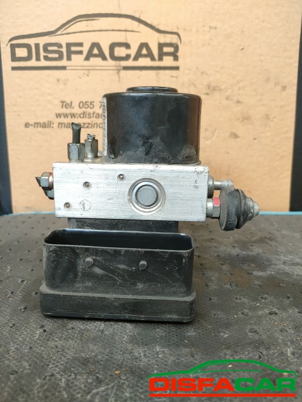 Centralina ABS usata Suzuki Swift 2WD 2005, codice 06.2102-1039.4 – foto 7 di 9