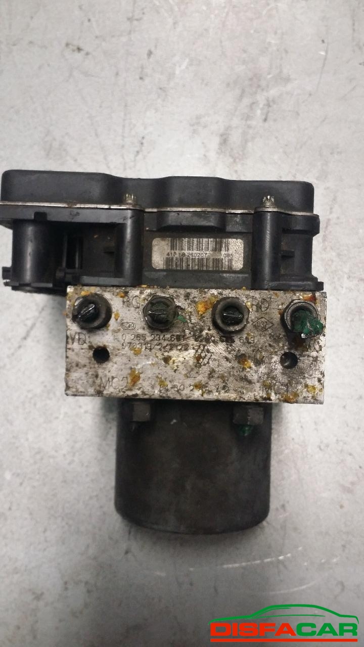 Centralina ABS usata Renault Megane 2006, codice bosch – foto 2 di 2