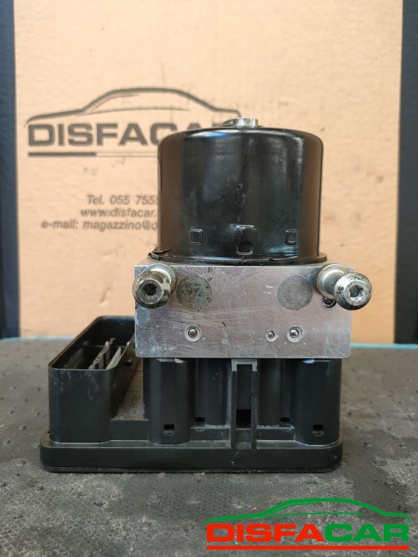 Centralina ABS usata Suzuki Grand Vitara 2005, codice 06.2102-0734.4 – foto 4 di 8
