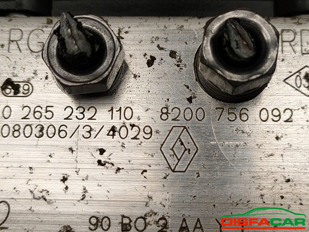 Centralina ABS usata Dacia Logan MCV 2005, codice 0265232110 – foto 3 di 9