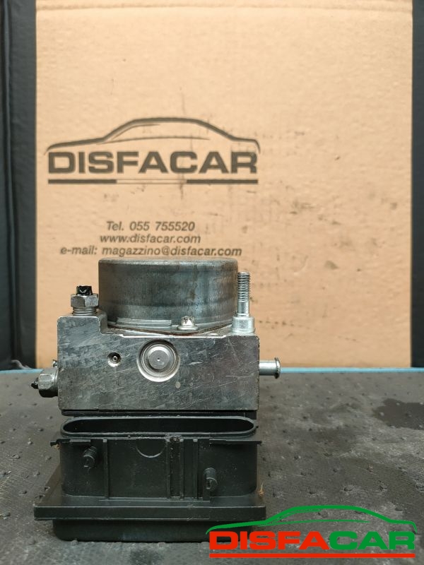 Centralina ABS usata Dacia Logan MCV 2005, codice 0265232110 – foto 8 di 9