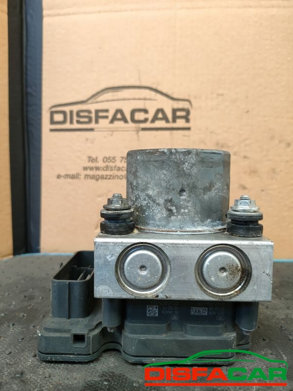 Centralina ABS usata Iveco DAILY, codice 0265260054 – foto 6 di 11