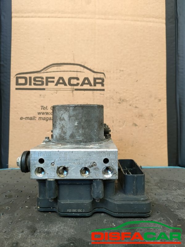 Centralina ABS usata Iveco DAILY, codice 0265260054 – foto 8 di 11