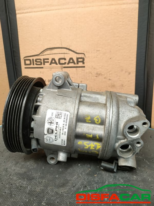 Compressore clima usato Alfa Romeo Giulietta 2013, codice 01141345 – foto 2 di 10