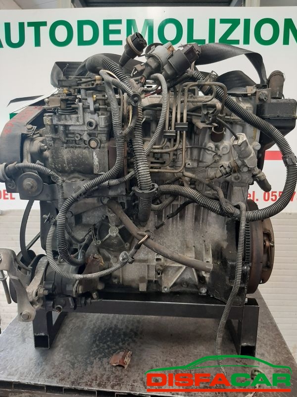 Motore usato Renault Trafic 1995, codice J8S57 – foto 2 di 10