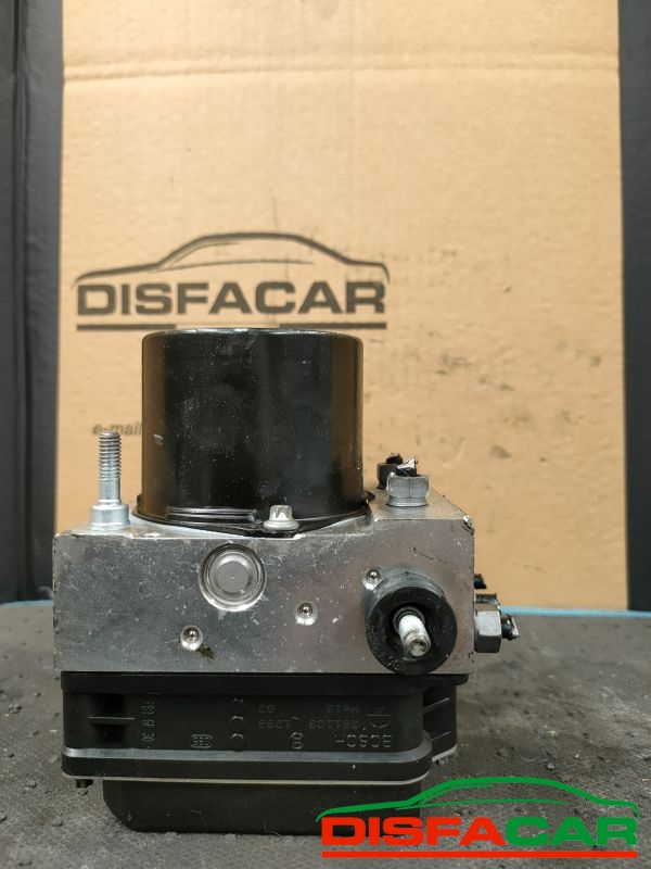 Centralina ABS usata Volkswagen Polo (6R) 2009, codice 0265239003 – foto 6 di 9