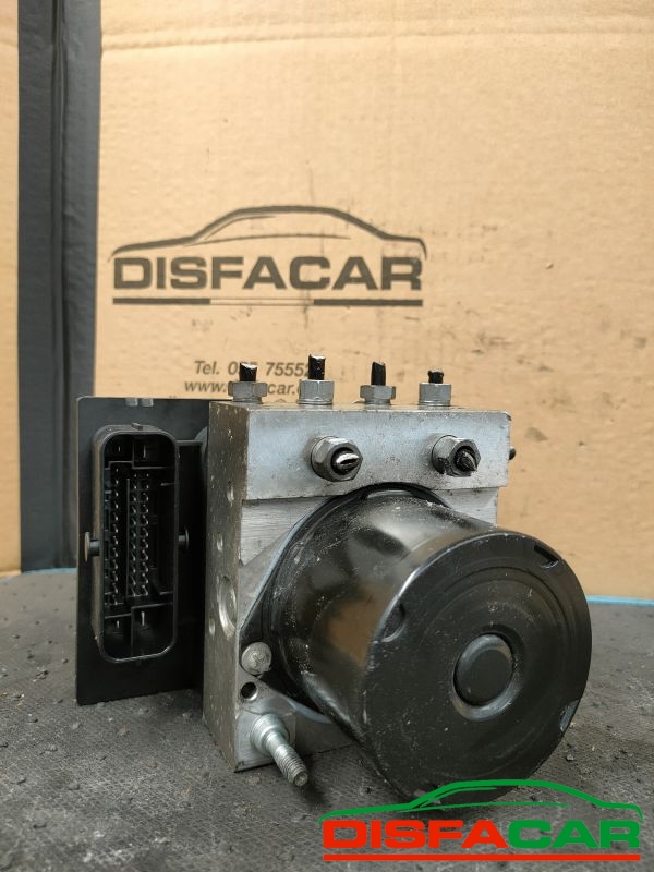 Centralina ABS usata Volkswagen Polo (6R) 2009, codice 0265239003 – foto 2 di 9