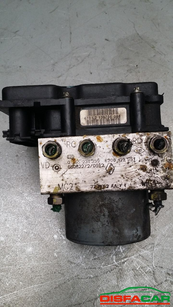 Centralina ABS usata Renault Modus 2004, codice bosch – foto 2 di 2