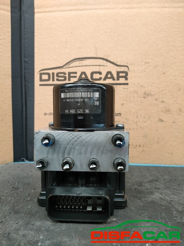 Centralina ABS usata Peugeot 206 1998, codice 10.0204-0194.4 – foto 7 di 9