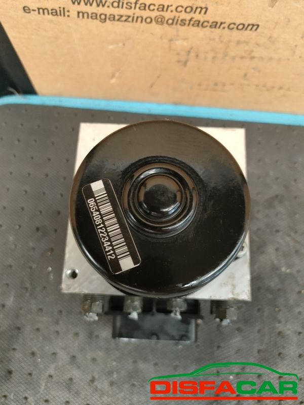 Centralina ABS usata Peugeot 206 1998, codice 10.0204-0194.4 – foto 8 di 9