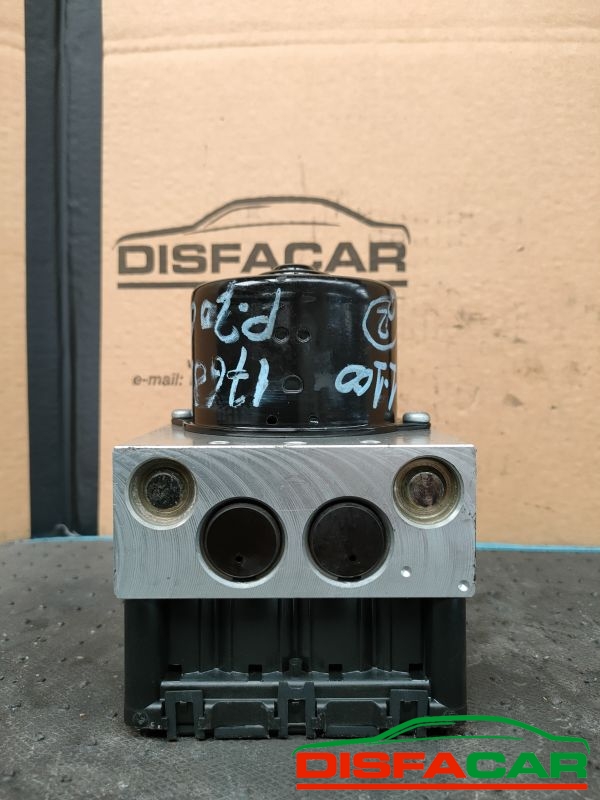 Centralina ABS usata Peugeot 206 1998, codice 10.0204-0194.4 – foto 5 di 9