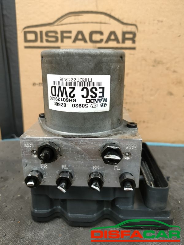 Centralina ABS usata Kia Sportage 2A SERIE 2WD 2004, codice 58920-0z00 – foto 6 di 9