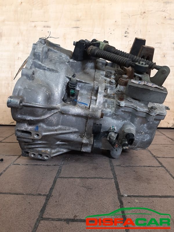 Cambio usato Mahindra XUV 500 2016, codice HY – foto 3 di 12